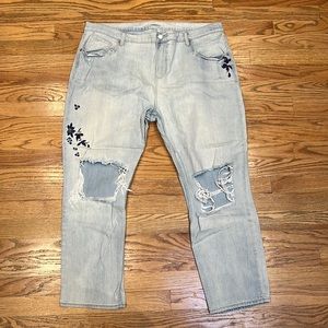 Old navy boyfriend straight style jeans size 18